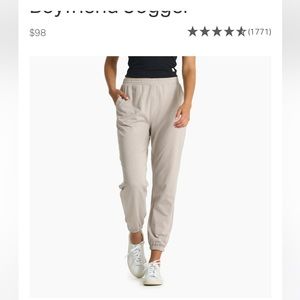 Vuori Boyfriend Jogger size large in oyster heather